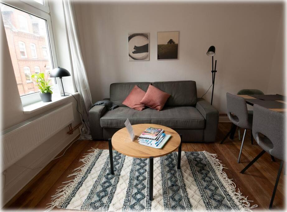 Altbaucharme! 2Zimmer, Zentral Und 24H Check-In Kiel Exterior foto